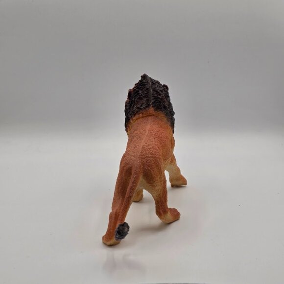 2011 Safari Lion by Lucky Star Ko Motu Beast Collection Plastic Figure - Picture 4 of 9